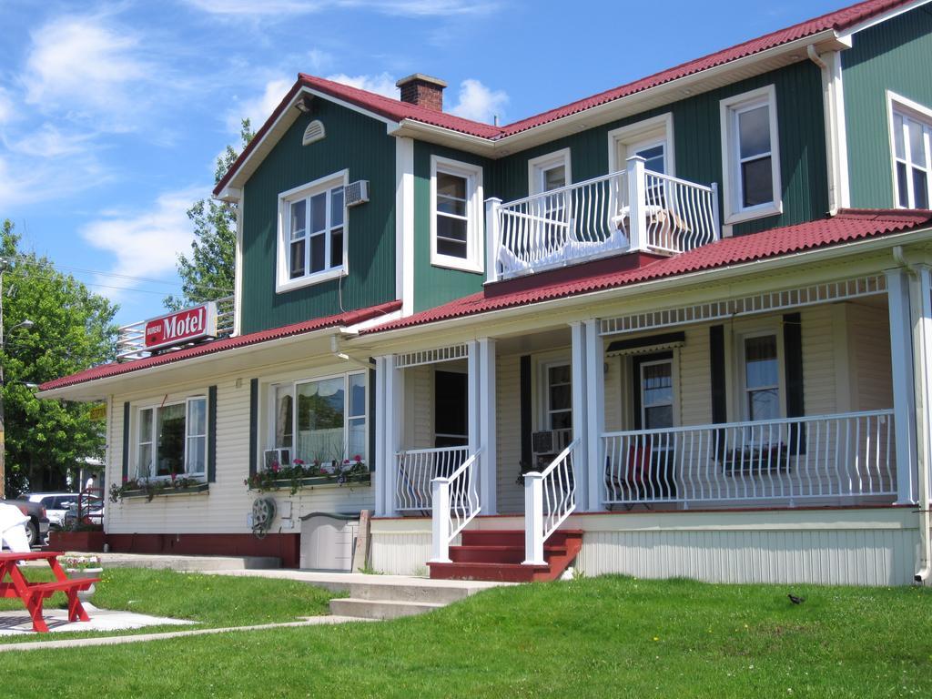 Motel Saint-Hilaire Mont-Saint-Hilaire Exterior photo