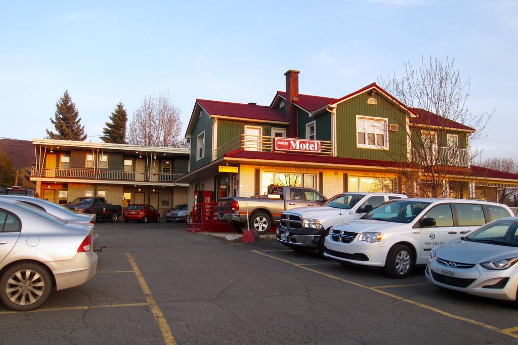 Motel Saint-Hilaire Mont-Saint-Hilaire Exterior photo